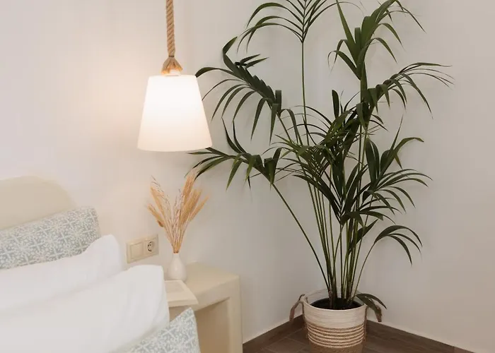 Maria's & Agia Anna (Naxos)