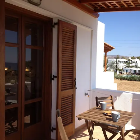 Maria's & Appartement Agia Anna (Naxos)
