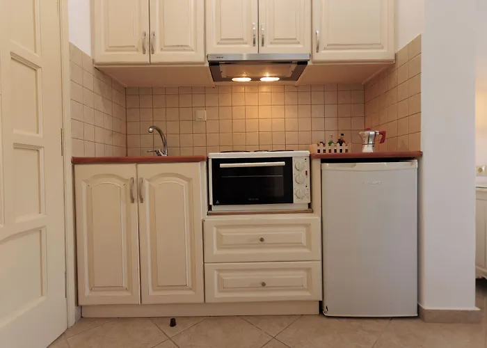 Maria's & アパート *